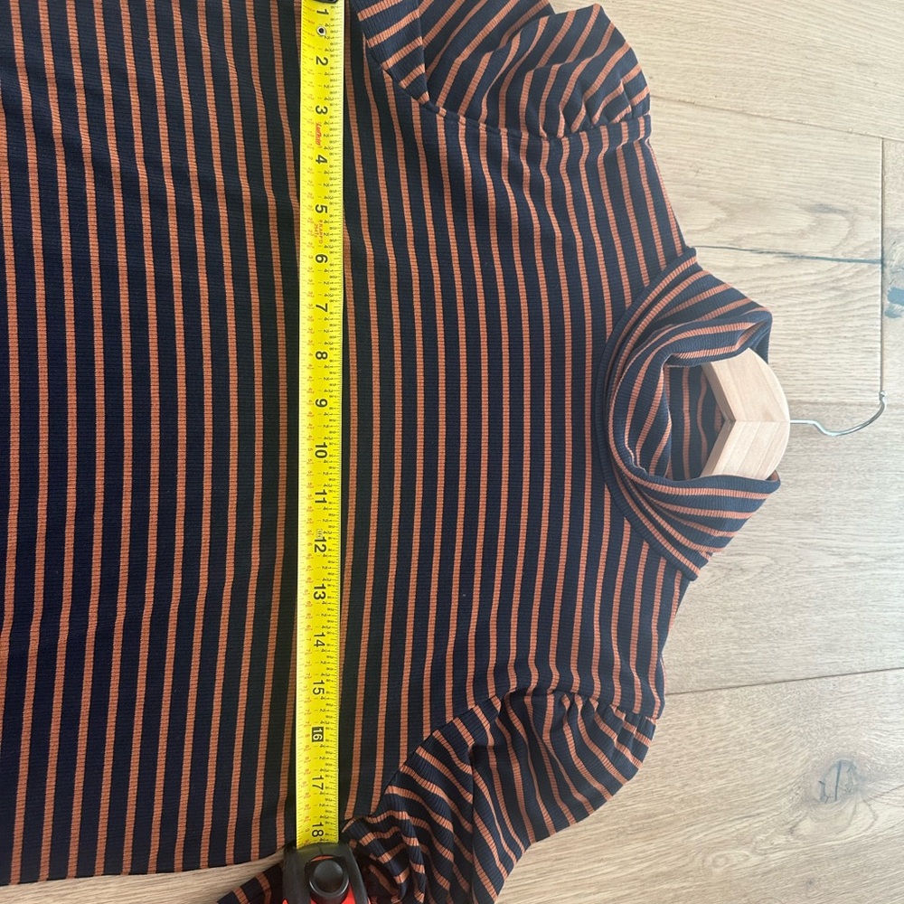 Pristine Elegant Talbots Striped Sweater - Picture 5 of 6